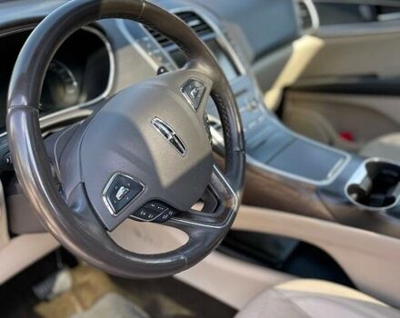 Черный Линкольн МКХ, объемом двигателя 3.7 л и пробегом 149 тыс. км за 19700 $, фото 17 на Automoto.ua