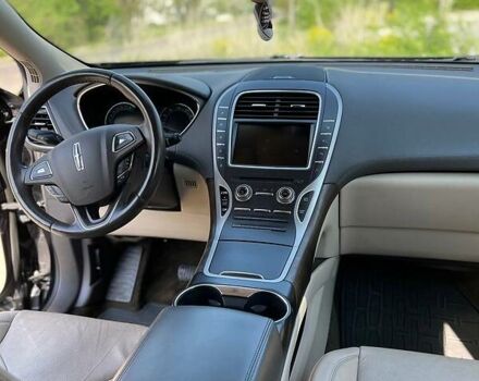 Черный Линкольн МКХ, объемом двигателя 3.7 л и пробегом 149 тыс. км за 19700 $, фото 18 на Automoto.ua