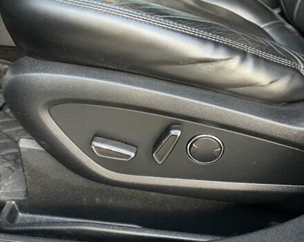 Черный Линкольн МКХ, объемом двигателя 3.73 л и пробегом 144 тыс. км за 19900 $, фото 19 на Automoto.ua