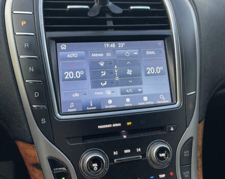 Черный Линкольн МКХ, объемом двигателя 3.73 л и пробегом 144 тыс. км за 19900 $, фото 9 на Automoto.ua