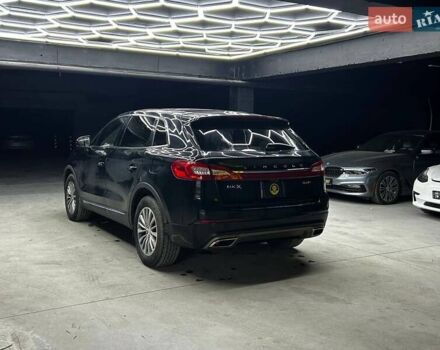 Черный Линкольн МКХ, объемом двигателя 3.73 л и пробегом 108 тыс. км за 22000 $, фото 3 на Automoto.ua