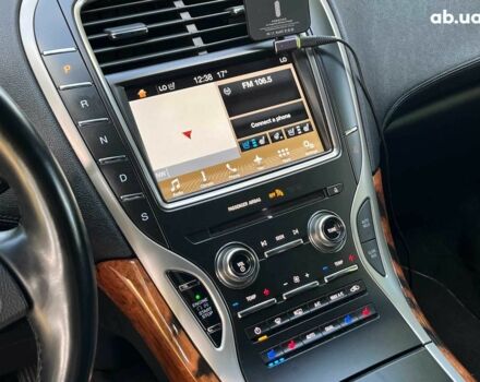 Черный Линкольн МКХ, объемом двигателя 2.7 л и пробегом 114 тыс. км за 19940 $, фото 33 на Automoto.ua