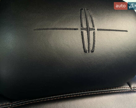 Черный Линкольн МКХ, объемом двигателя 2.69 л и пробегом 55 тыс. км за 20500 $, фото 10 на Automoto.ua