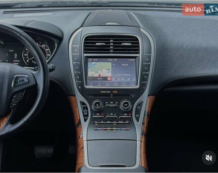 Чорний Лінкольн MKX, об'ємом двигуна 3.7 л та пробігом 120 тис. км за 20800 $, фото 13 на Automoto.ua