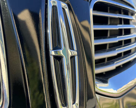 Черный Линкольн МКХ, объемом двигателя 2.69 л и пробегом 55 тыс. км за 20500 $, фото 13 на Automoto.ua