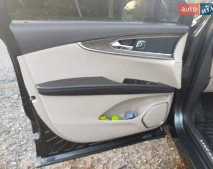 Чорний Лінкольн MKX, об'ємом двигуна 0 л та пробігом 162 тис. км за 17500 $, фото 18 на Automoto.ua