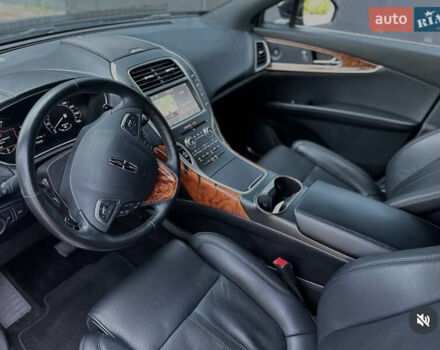 Чорний Лінкольн MKX, об'ємом двигуна 3.7 л та пробігом 120 тис. км за 20800 $, фото 6 на Automoto.ua