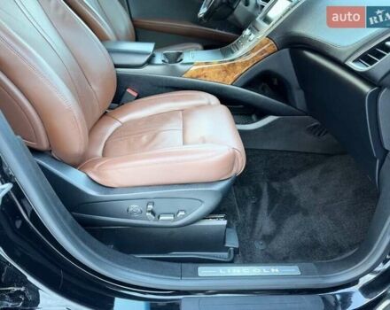 Черный Линкольн МКХ, объемом двигателя 3.73 л и пробегом 63 тыс. км за 3000 $, фото 13 на Automoto.ua