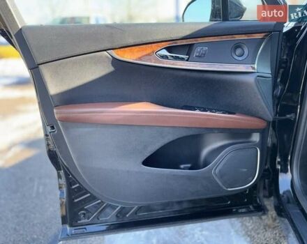 Черный Линкольн МКХ, объемом двигателя 3.73 л и пробегом 63 тыс. км за 3000 $, фото 16 на Automoto.ua