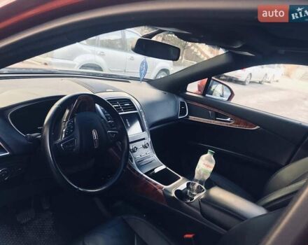 Красный Линкольн МКХ, объемом двигателя 2.7 л и пробегом 113 тыс. км за 22500 $, фото 1 на Automoto.ua