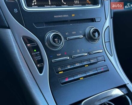 Червоний Лінкольн MKX, об'ємом двигуна 2.69 л та пробігом 122 тис. км за 15490 $, фото 26 на Automoto.ua