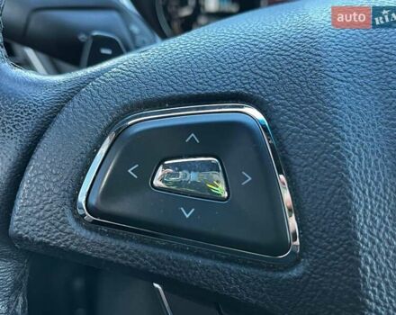 Червоний Лінкольн MKX, об'ємом двигуна 2.69 л та пробігом 122 тис. км за 15490 $, фото 18 на Automoto.ua