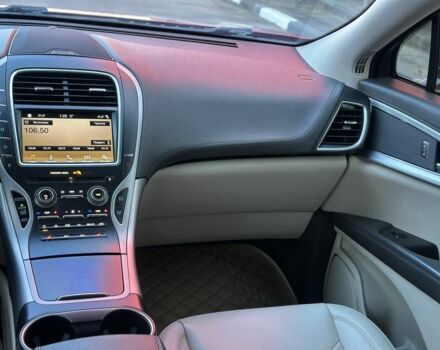 Красный Линкольн МКХ, объемом двигателя 2.7 л и пробегом 167 тыс. км за 16900 $, фото 13 на Automoto.ua