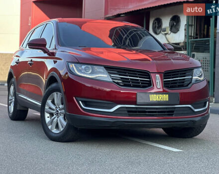Красный Линкольн МКХ, объемом двигателя 2.69 л и пробегом 167 тыс. км за 16900 $, фото 4 на Automoto.ua