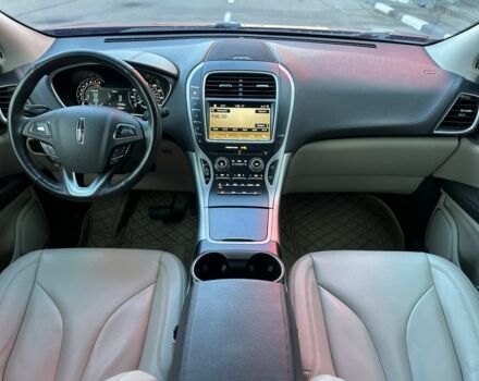 Красный Линкольн МКХ, объемом двигателя 2.7 л и пробегом 167 тыс. км за 16900 $, фото 2 на Automoto.ua