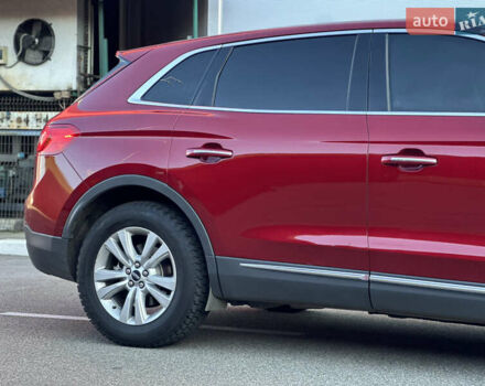 Красный Линкольн МКХ, объемом двигателя 2.69 л и пробегом 167 тыс. км за 16900 $, фото 8 на Automoto.ua