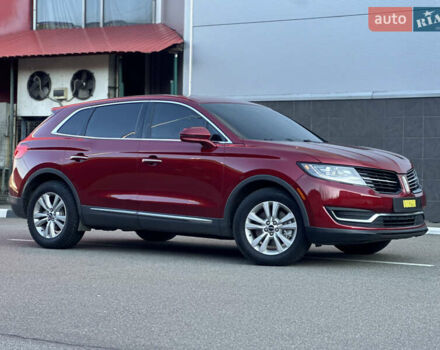 Красный Линкольн МКХ, объемом двигателя 2.69 л и пробегом 167 тыс. км за 16900 $, фото 6 на Automoto.ua