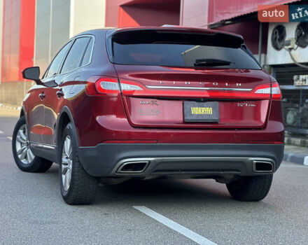 Красный Линкольн МКХ, объемом двигателя 2.69 л и пробегом 167 тыс. км за 16900 $, фото 13 на Automoto.ua