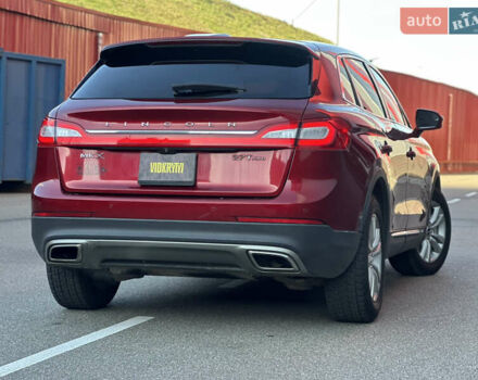 Красный Линкольн МКХ, объемом двигателя 2.69 л и пробегом 167 тыс. км за 16900 $, фото 16 на Automoto.ua