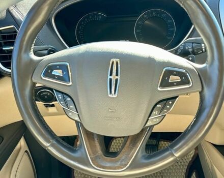 Красный Линкольн МКХ, объемом двигателя 3.7 л и пробегом 67 тыс. км за 24000 $, фото 6 на Automoto.ua