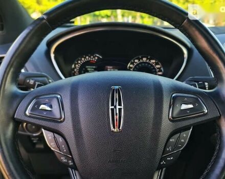 Лінкольн MKX, об'ємом двигуна 0 л та пробігом 92 тис. км за 25999 $, фото 10 на Automoto.ua