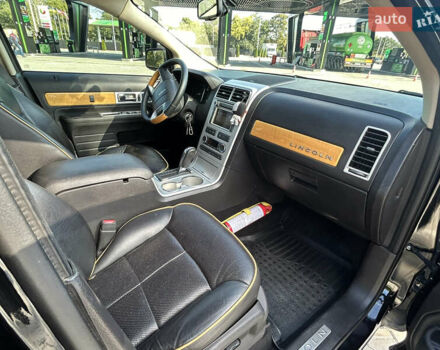 Лінкольн MKX, об'ємом двигуна 3.5 л та пробігом 180 тис. км за 9999 $, фото 17 на Automoto.ua