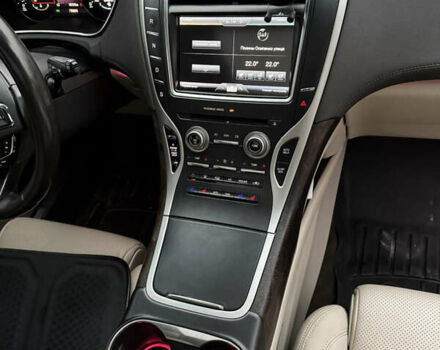 Серый Линкольн МКХ, объемом двигателя 2.69 л и пробегом 187 тыс. км за 19100 $, фото 15 на Automoto.ua