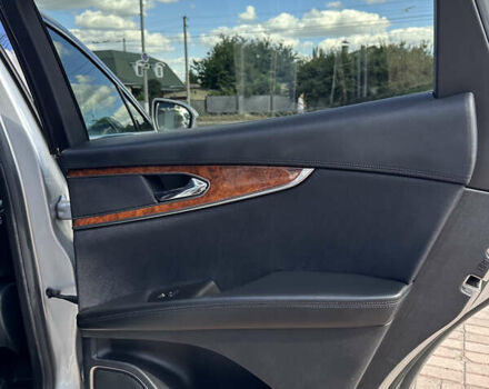 Серый Линкольн МКХ, объемом двигателя 3.7 л и пробегом 185 тыс. км за 17700 $, фото 14 на Automoto.ua