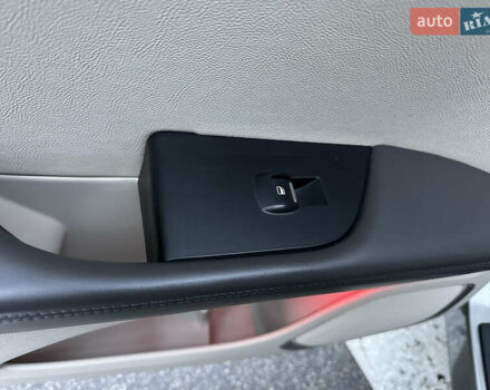 Серый Линкольн МКХ, объемом двигателя 3.73 л и пробегом 157 тыс. км за 16999 $, фото 25 на Automoto.ua