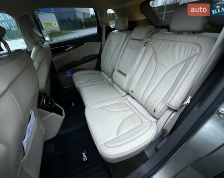 Серый Линкольн МКХ, объемом двигателя 3.73 л и пробегом 157 тыс. км за 16999 $, фото 28 на Automoto.ua