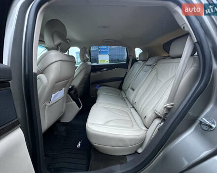 Серый Линкольн МКХ, объемом двигателя 3.73 л и пробегом 157 тыс. км за 16999 $, фото 26 на Automoto.ua