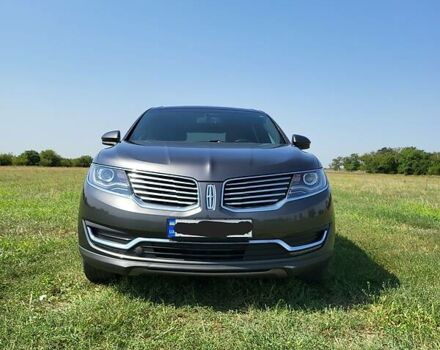 Сірий Лінкольн MKX, об'ємом двигуна 3.7 л та пробігом 120 тис. км за 20800 $, фото 1 на Automoto.ua