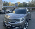 Сірий Лінкольн MKX, об'ємом двигуна 3.73 л та пробігом 90 тис. км за 18500 $, фото 1 на Automoto.ua