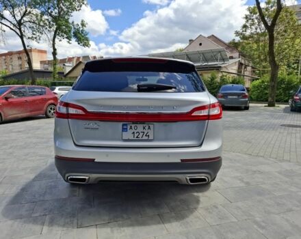 Серый Линкольн МКХ, объемом двигателя 3.7 л и пробегом 113 тыс. км за 21000 $, фото 3 на Automoto.ua