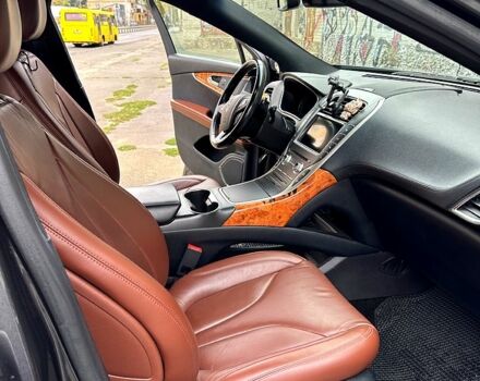 Серый Линкольн МКХ, объемом двигателя 3.7 л и пробегом 85 тыс. км за 20000 $, фото 1 на Automoto.ua