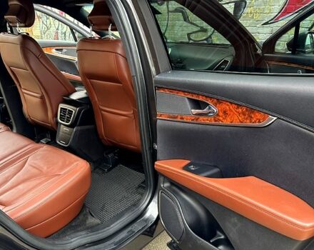 Серый Линкольн МКХ, объемом двигателя 3.7 л и пробегом 85 тыс. км за 20000 $, фото 1 на Automoto.ua