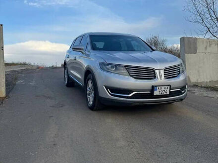 Сірий Лінкольн MKX, об'ємом двигуна 3.73 л та пробігом 113 тис. км за 21000 $, фото 1 на Automoto.ua