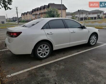 Білий Лінкольн MKZ, об'ємом двигуна 2.5 л та пробігом 173 тис. км за 10200 $, фото 5 на Automoto.ua