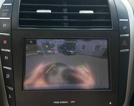 Білий Лінкольн MKZ, об'ємом двигуна 2 л та пробігом 260 тис. км за 12400 $, фото 11 на Automoto.ua