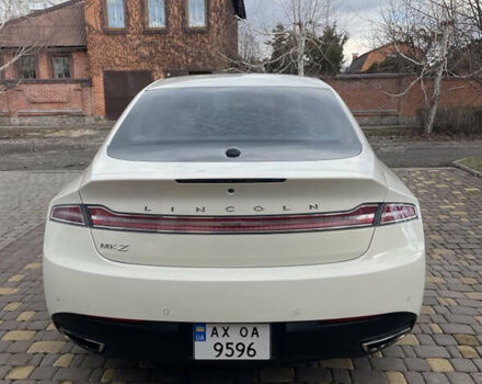 Белый Линкольн МКЗ, объемом двигателя 2 л и пробегом 315 тыс. км за 11800 $, фото 5 на Automoto.ua