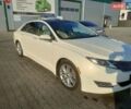 Белый Линкольн МКЗ, объемом двигателя 2 л и пробегом 161 тыс. км за 12500 $, фото 1 на Automoto.ua
