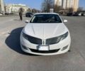 Белый Линкольн МКЗ, объемом двигателя 2 л и пробегом 130 тыс. км за 12000 $, фото 1 на Automoto.ua