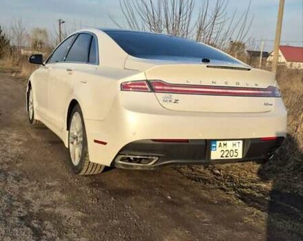 Белый Линкольн МКЗ, объемом двигателя 2 л и пробегом 190 тыс. км за 10900 $, фото 7 на Automoto.ua