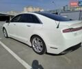 Белый Линкольн МКЗ, объемом двигателя 2 л и пробегом 161 тыс. км за 11800 $, фото 5 на Automoto.ua