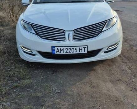 Белый Линкольн МКЗ, объемом двигателя 2 л и пробегом 190 тыс. км за 10900 $, фото 1 на Automoto.ua