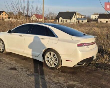 Белый Линкольн МКЗ, объемом двигателя 2 л и пробегом 190 тыс. км за 10900 $, фото 2 на Automoto.ua