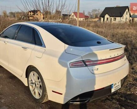 Белый Линкольн МКЗ, объемом двигателя 2 л и пробегом 190 тыс. км за 10900 $, фото 6 на Automoto.ua
