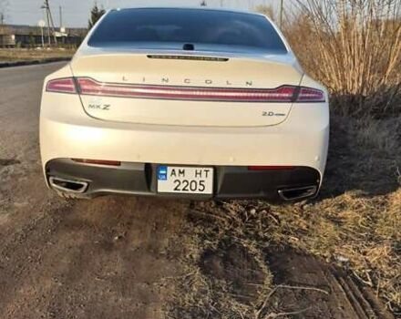 Белый Линкольн МКЗ, объемом двигателя 2 л и пробегом 190 тыс. км за 10900 $, фото 5 на Automoto.ua