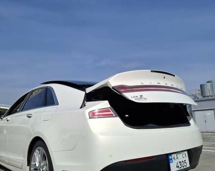 Белый Линкольн МКЗ, объемом двигателя 2 л и пробегом 161 тыс. км за 11800 $, фото 7 на Automoto.ua