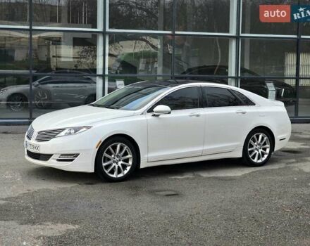 Белый Линкольн МКЗ, объемом двигателя 3.73 л и пробегом 164 тыс. км за 13300 $, фото 10 на Automoto.ua